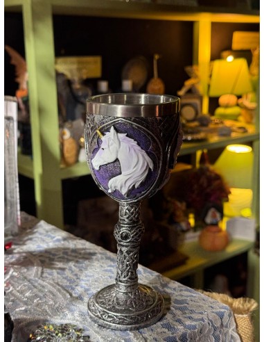 CÁLIZ CON UNICORNIO