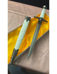 LA ESPADA DE PODER
