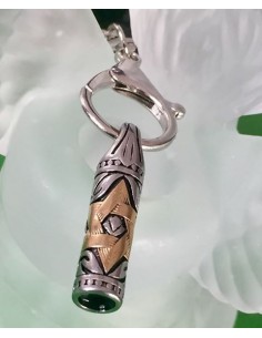 LLAVERO CON LA ESTRELLA DE...